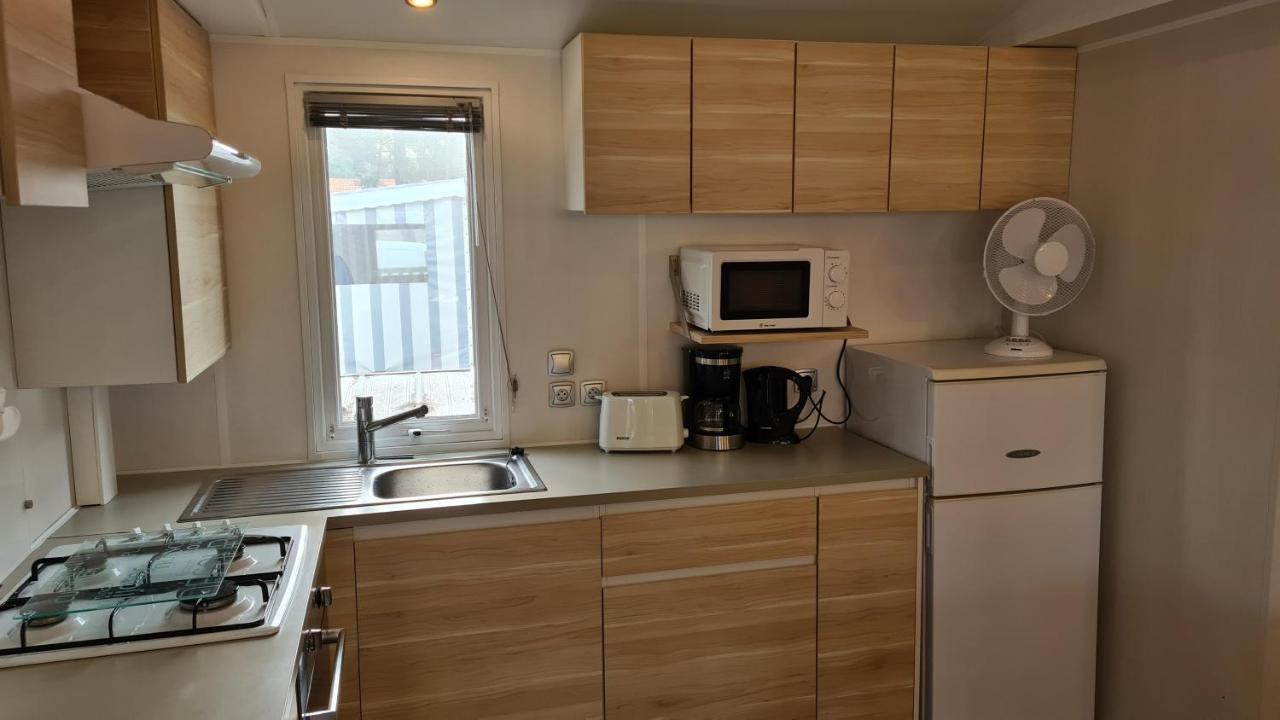 Mobil Home La Licorne Camping Nous Dormant 圣让-德蒙 外观 照片