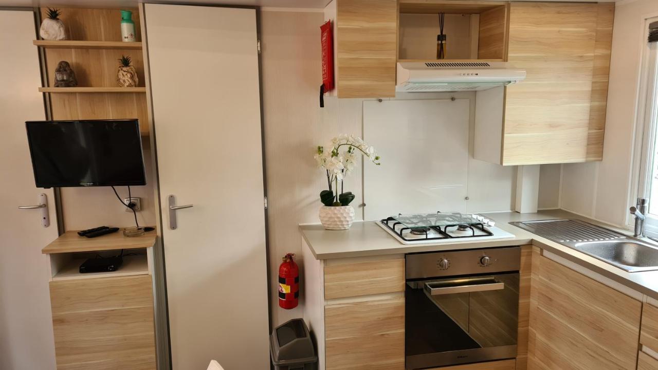 Mobil Home La Licorne Camping Nous Dormant 圣让-德蒙 外观 照片